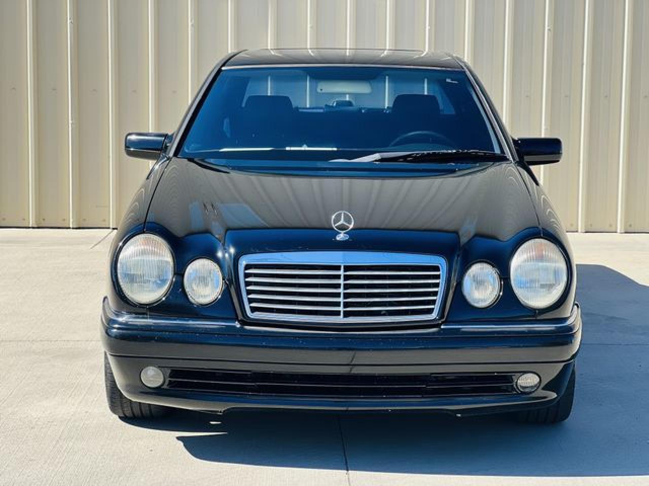 1998 MERCEDES-BENZ E-Class