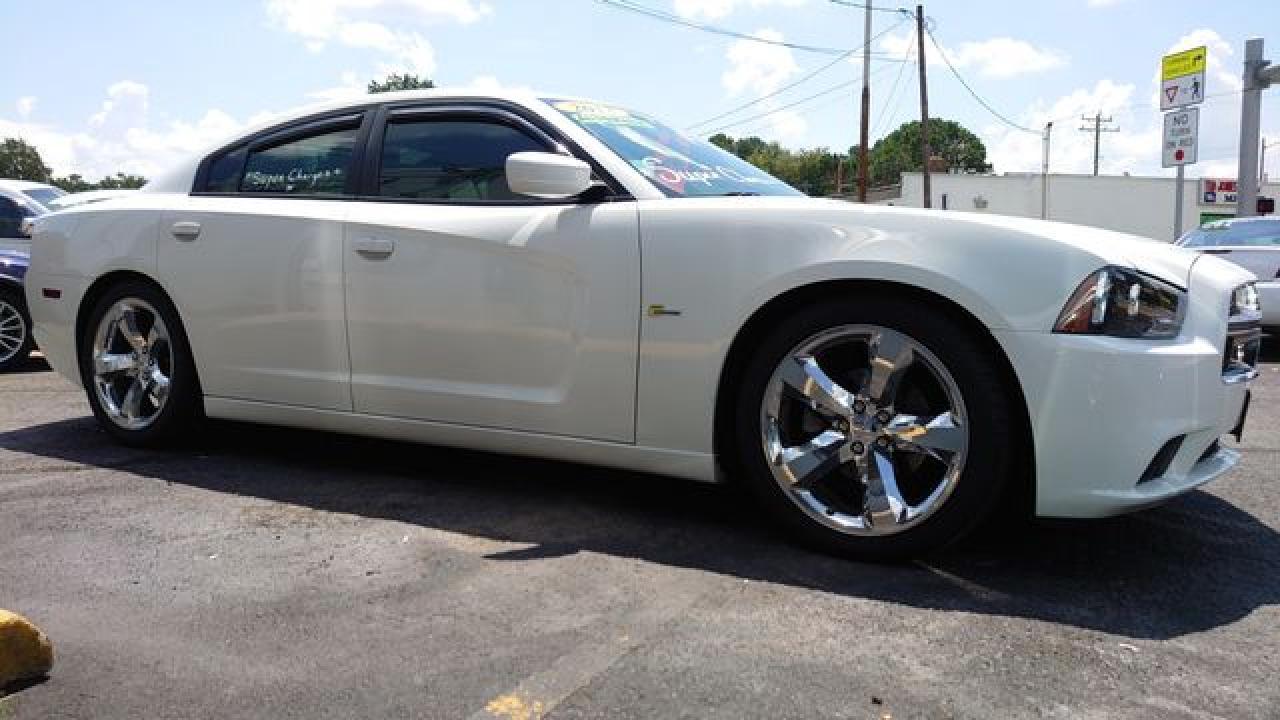 2012 DODGE CHARGER