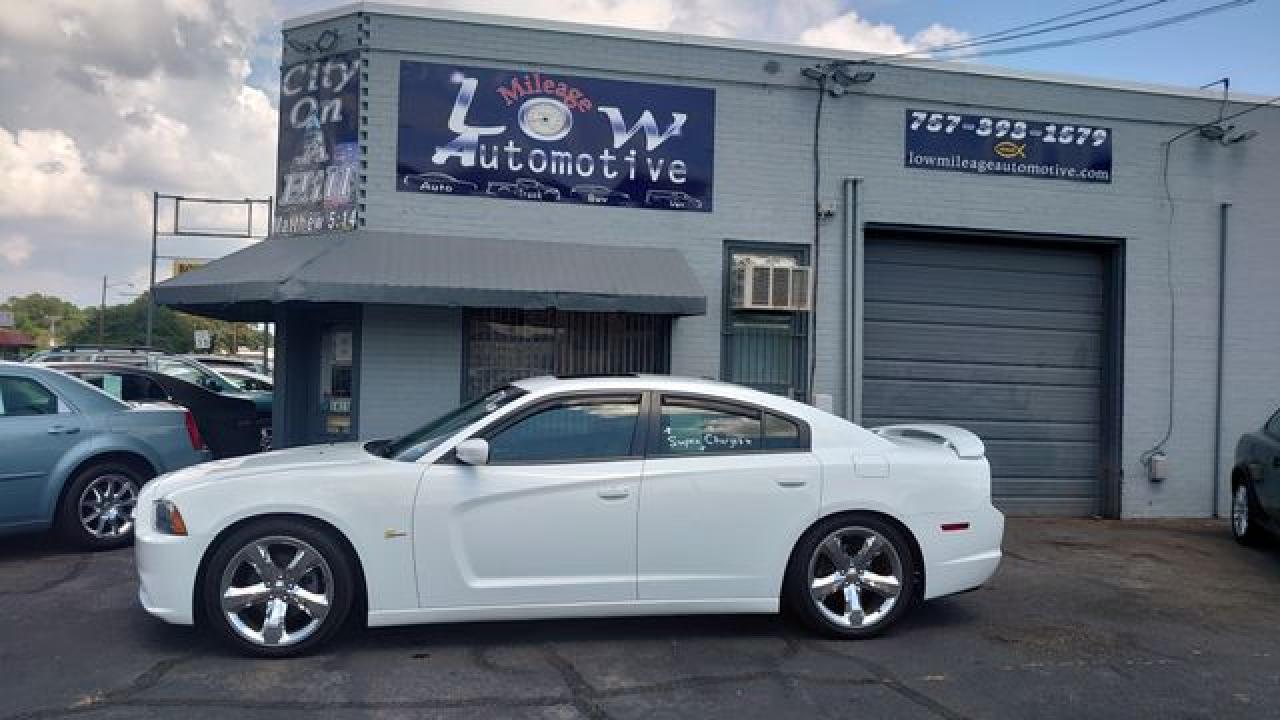 2012 DODGE CHARGER
