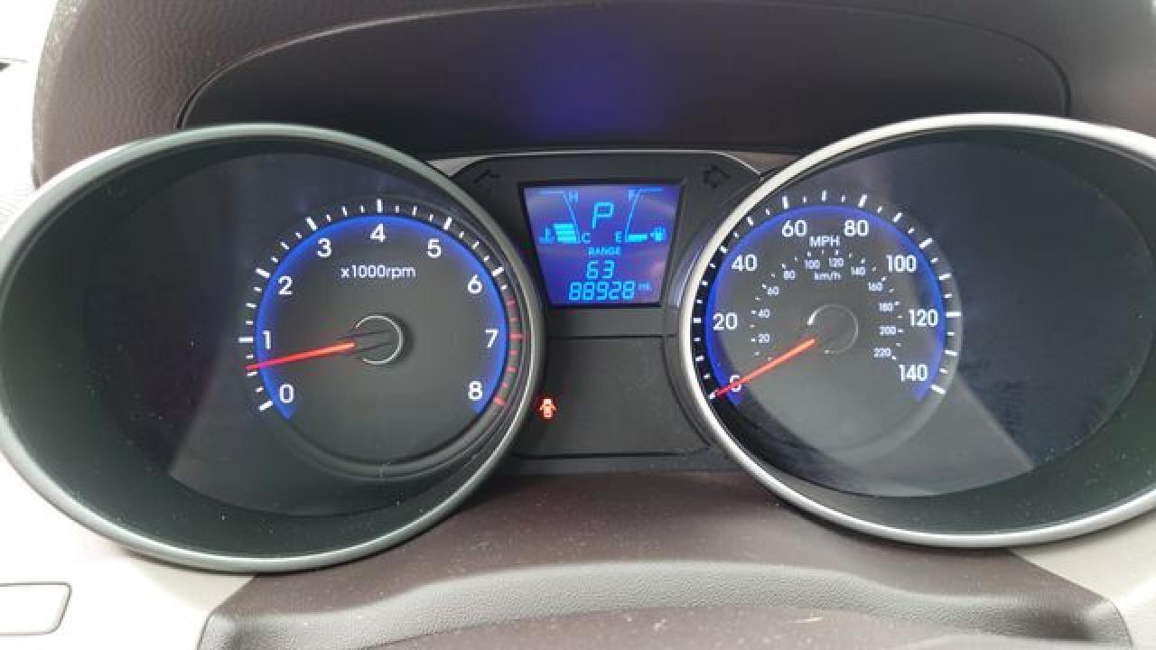 2012 HYUNDAI TUCSON