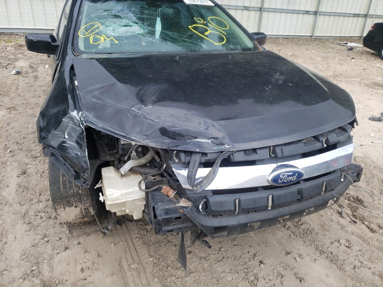 2011 FORD FUSION