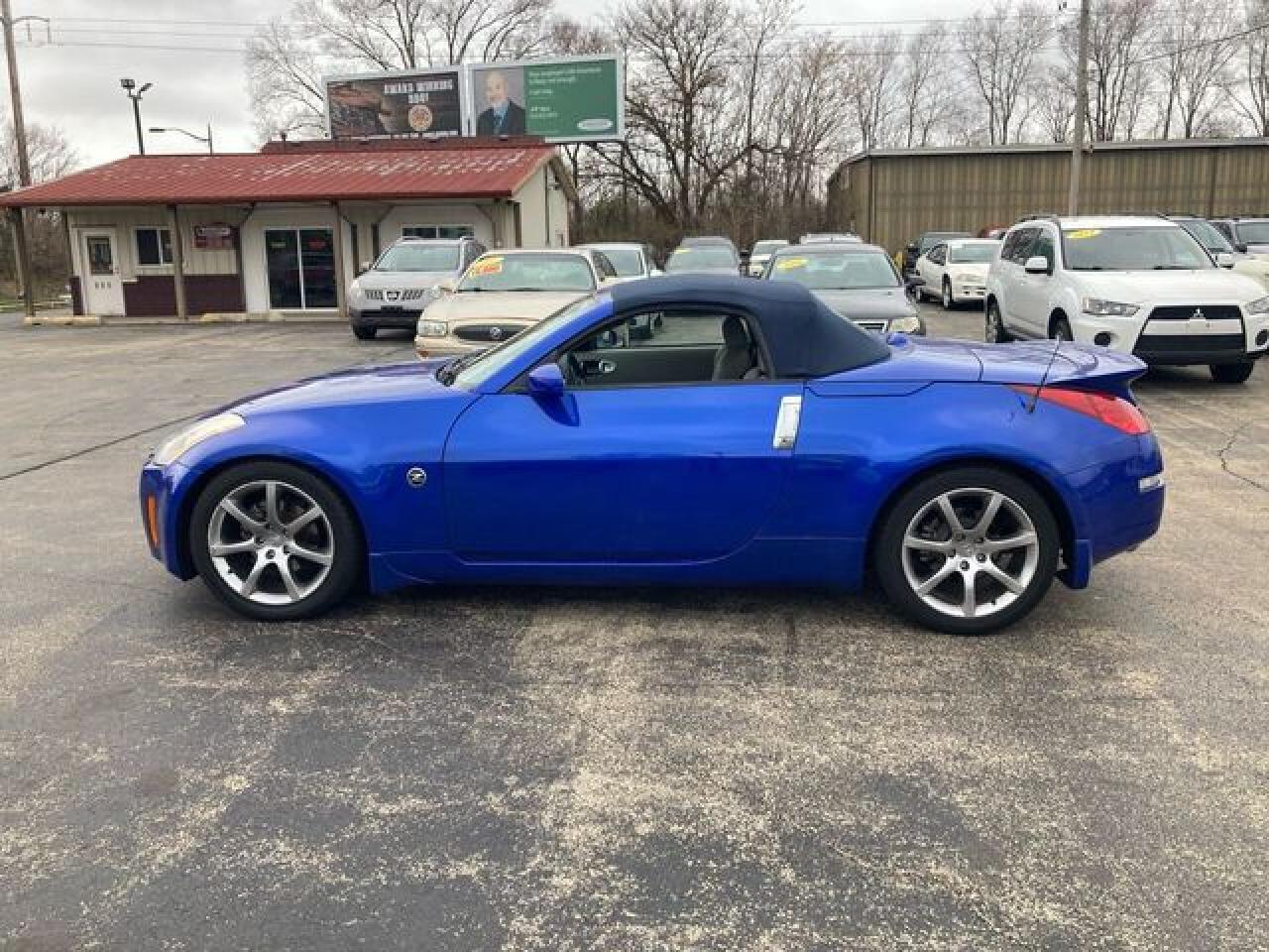 2004 NISSAN 350Z