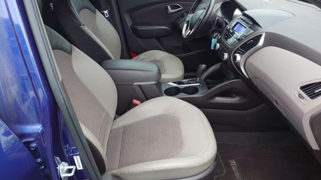 2012 HYUNDAI TUCSON