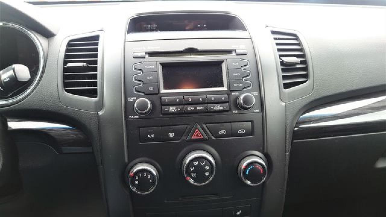 2011 KIA SORENTO