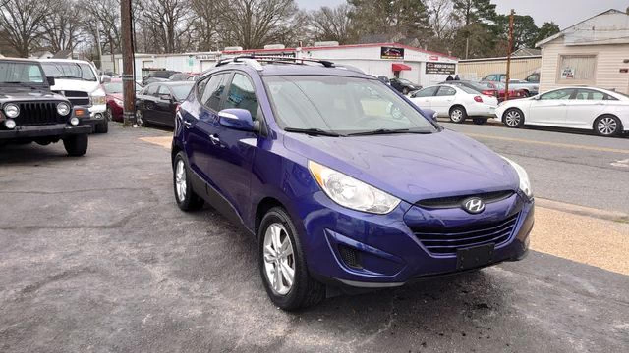 2012 HYUNDAI TUCSON