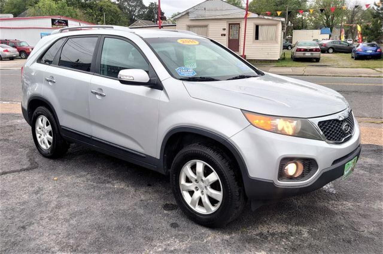 2011 KIA SORENTO