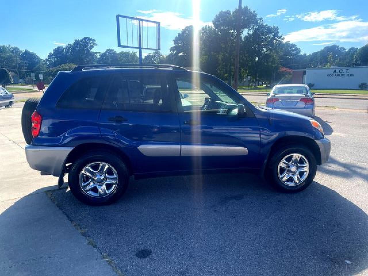 2005 TOYOTA RAV4