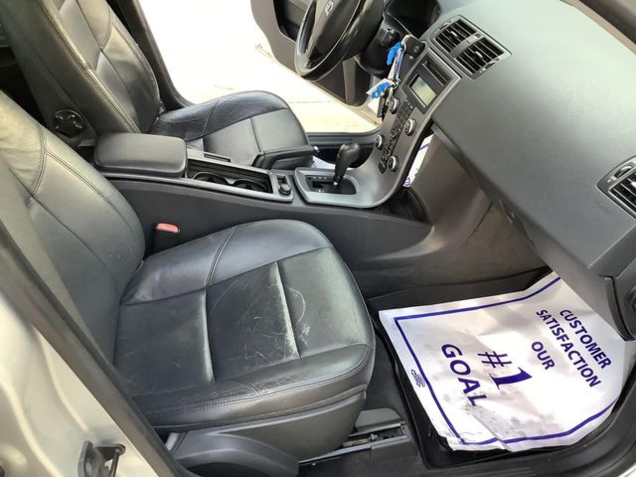 2008 VOLVO S40