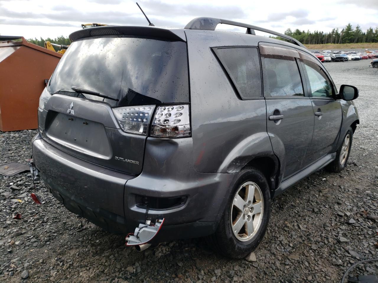 2011 MITSUBISHI outlander