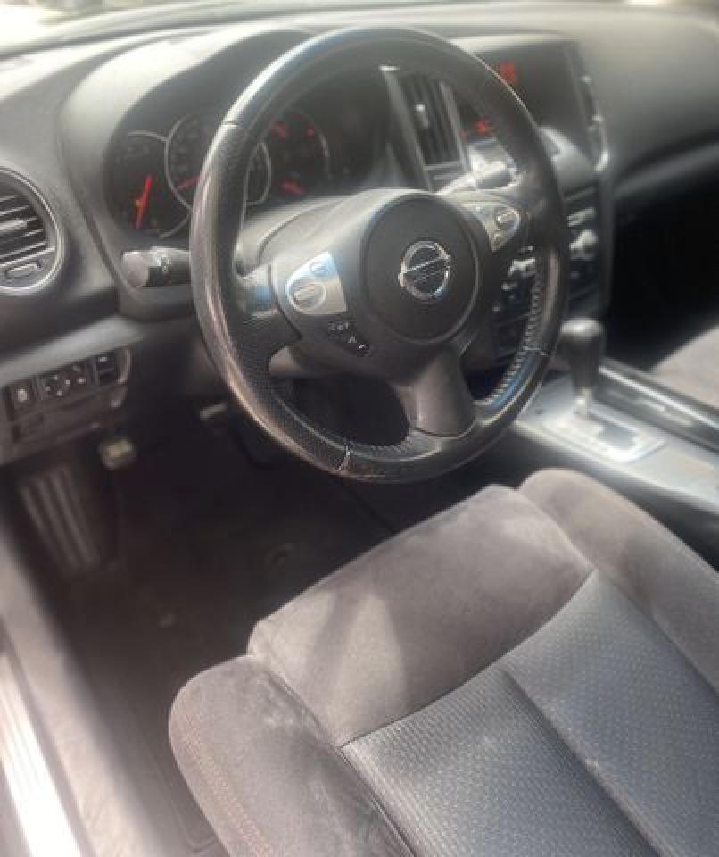 2014 NISSAN Maxima
