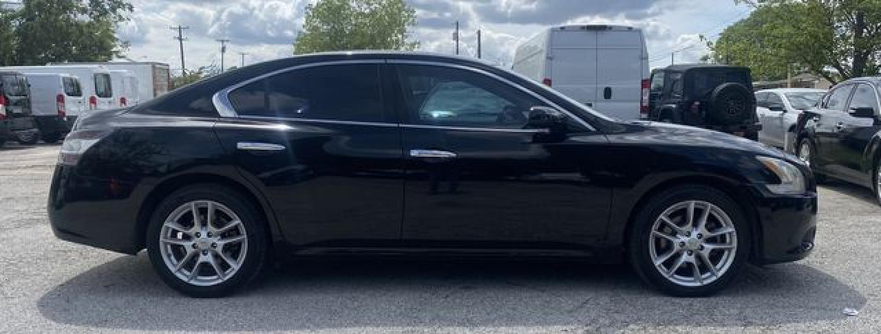 2014 NISSAN Maxima
