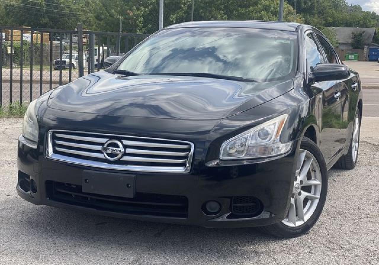 2014 NISSAN Maxima