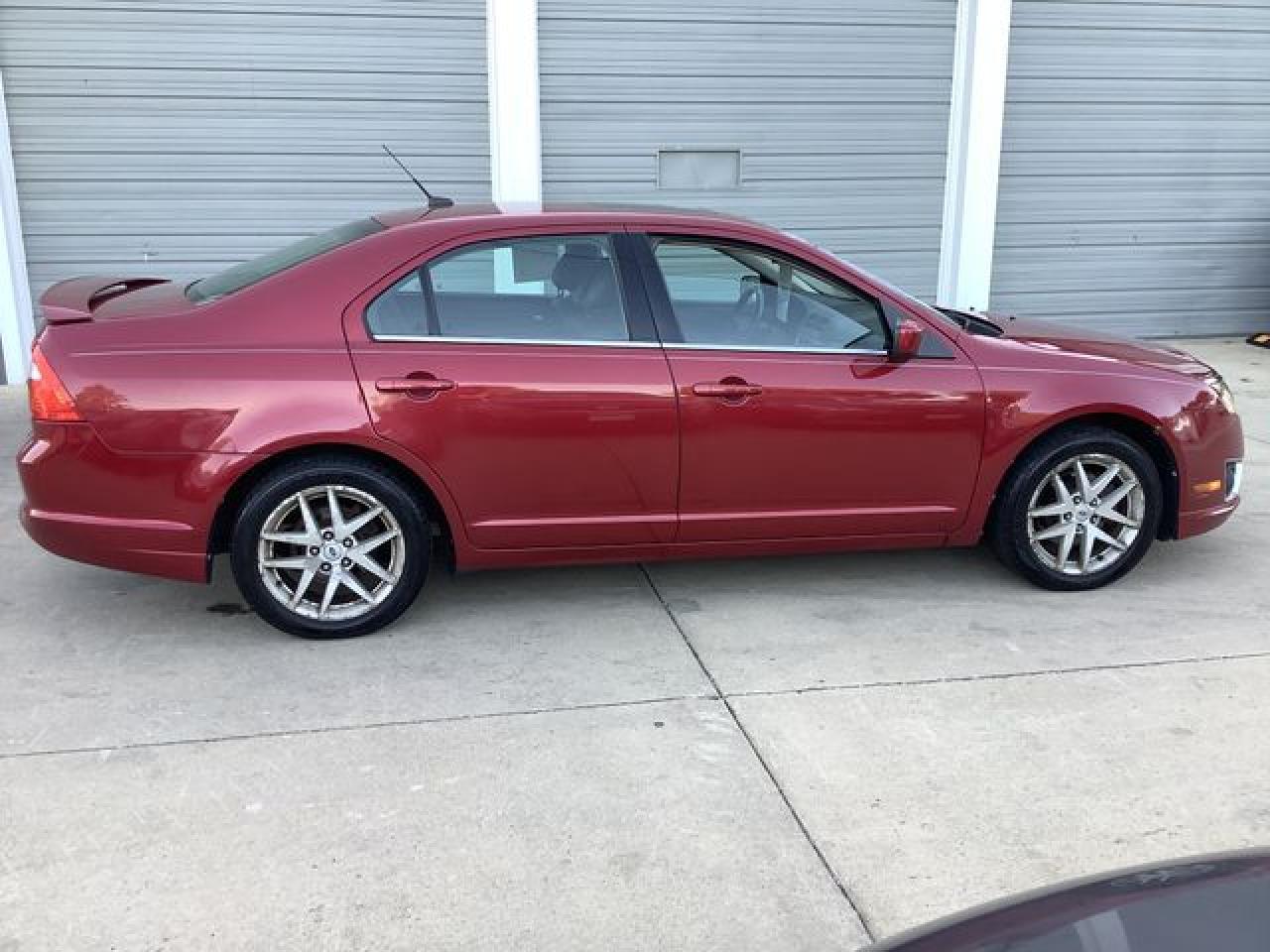 2010 FORD FUSION