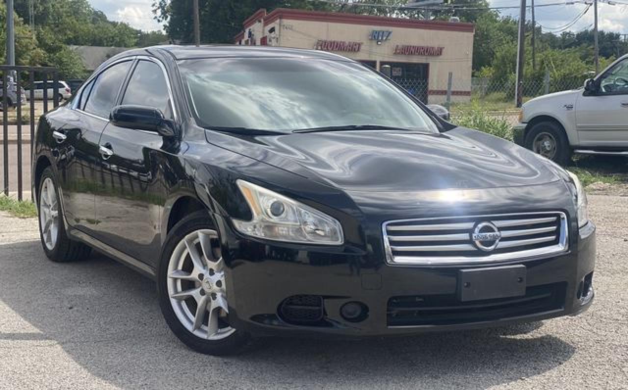 2014 NISSAN Maxima