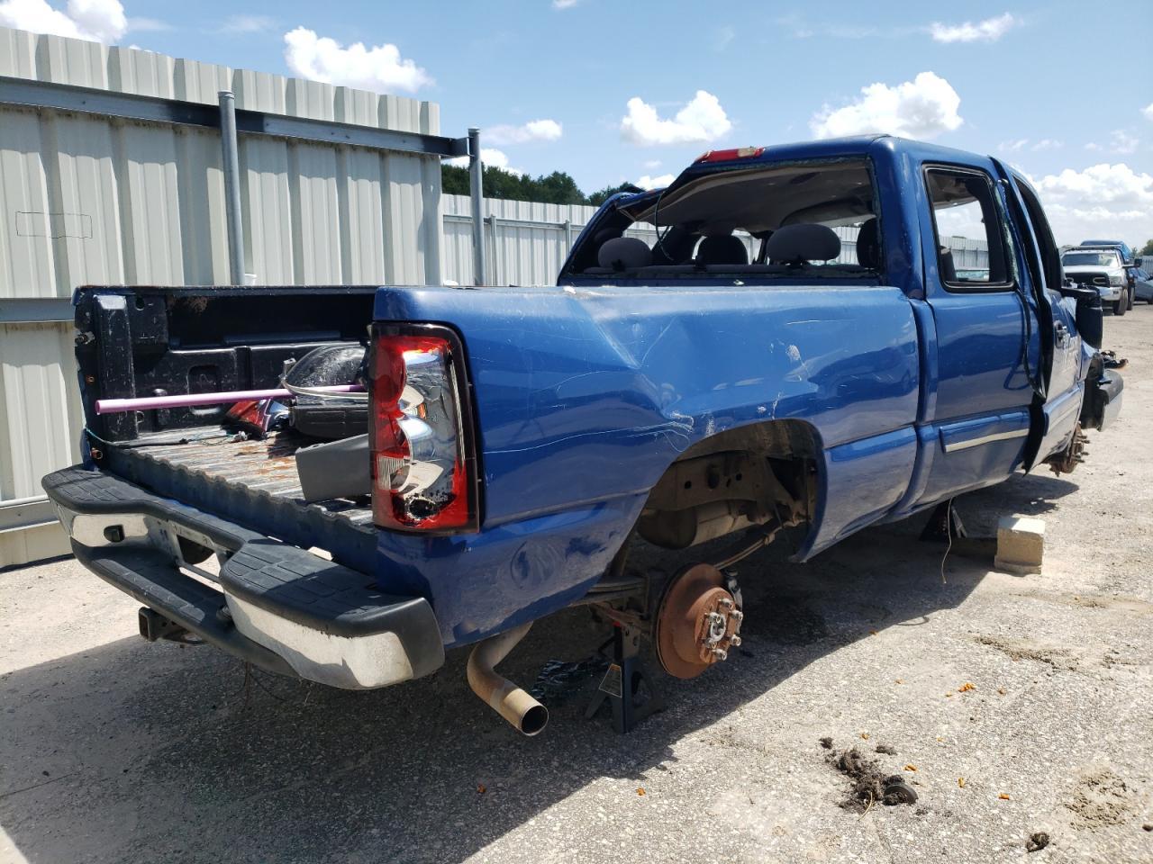 2004 CHEVROLET Silverado