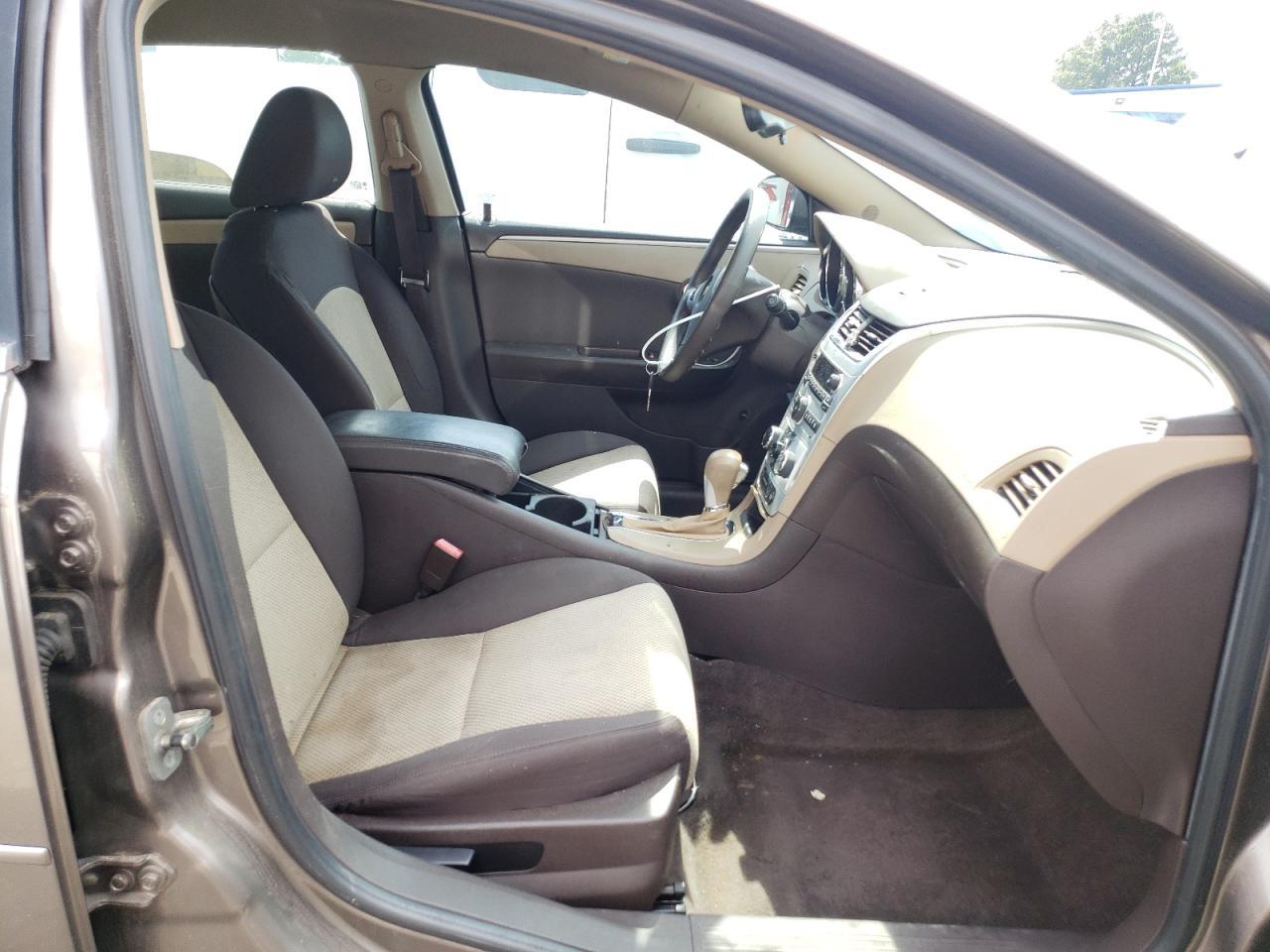 2011 CHEVROLET MALIBU