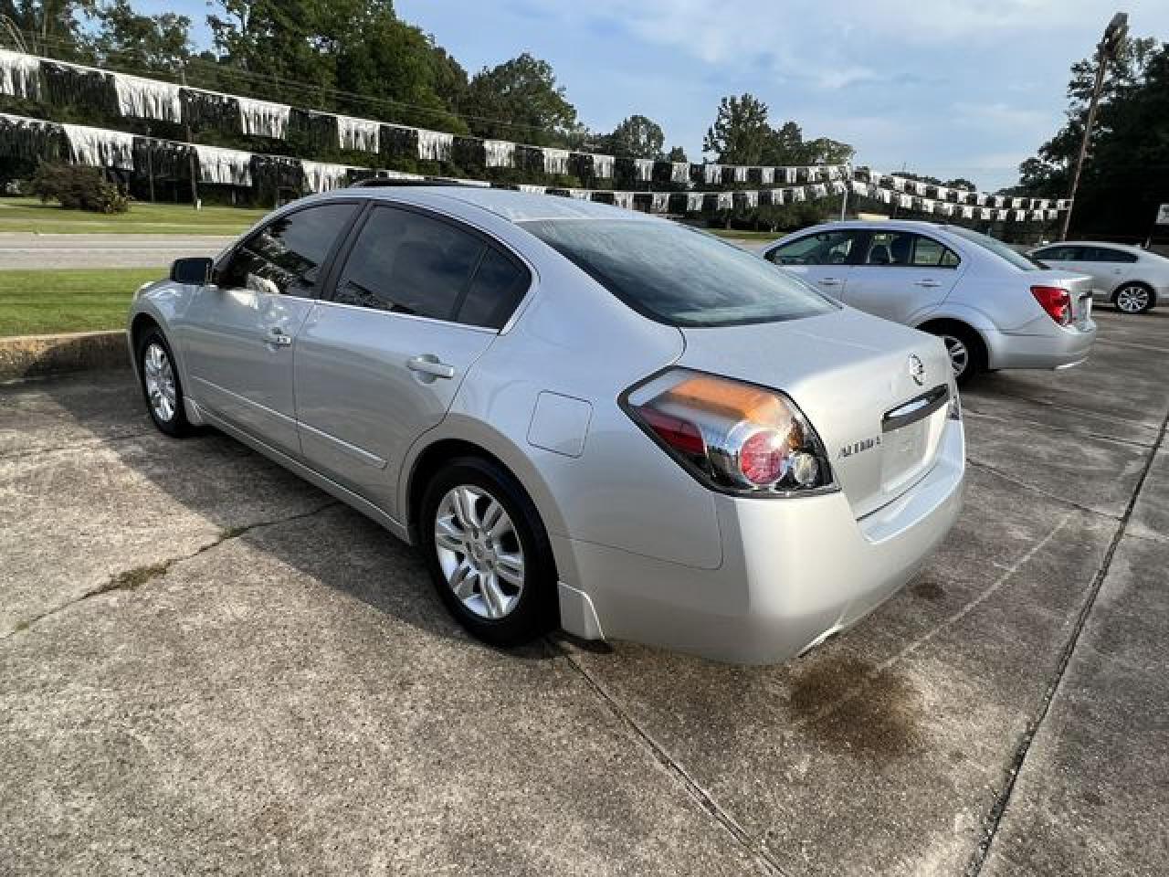 2012 NISSAN ALTIMA