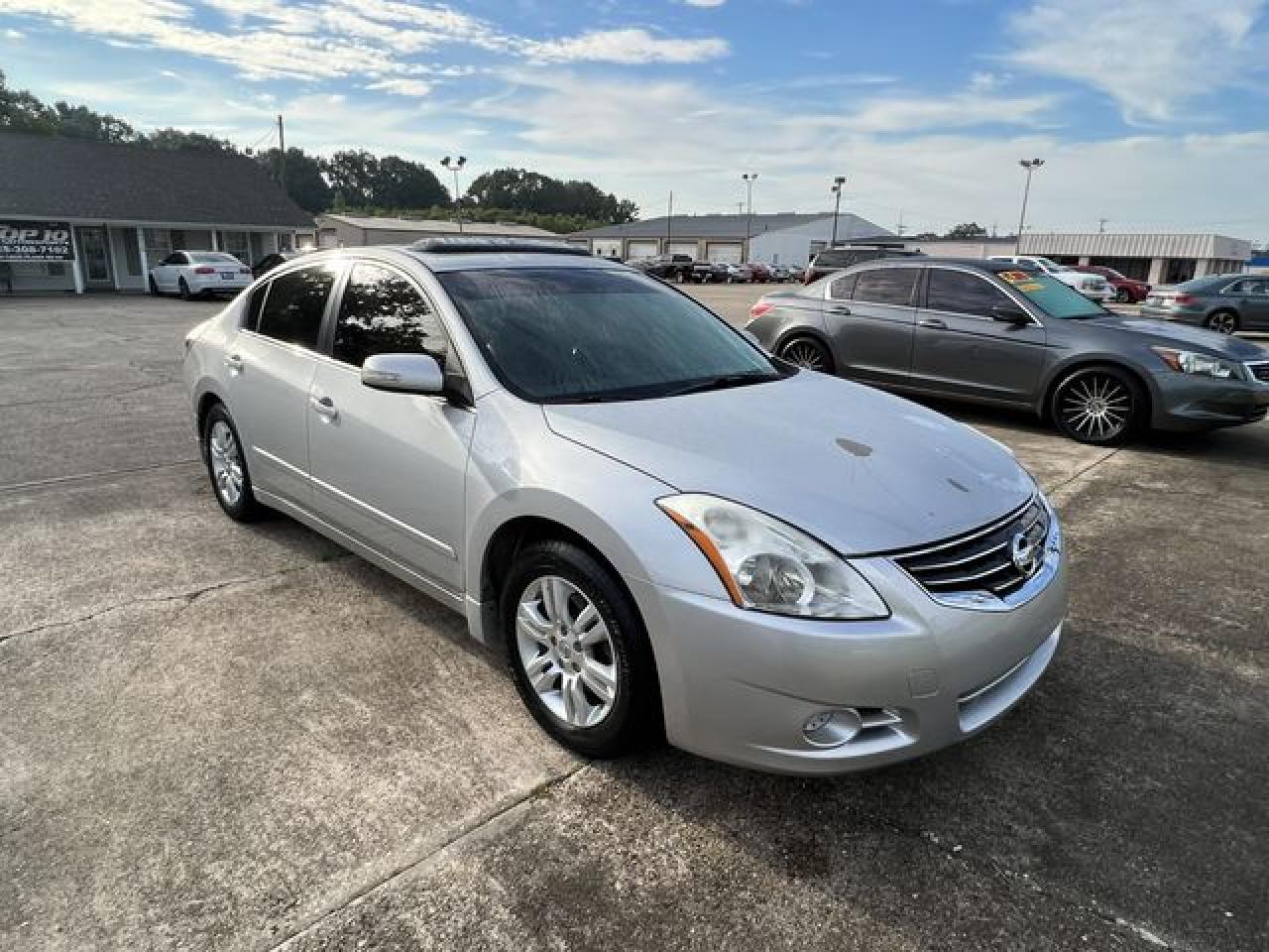 2012 NISSAN ALTIMA