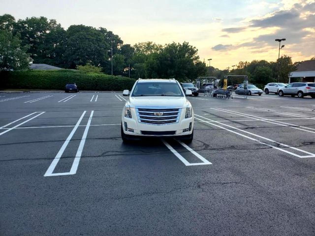 2016 CADILLAC Escalade ESV