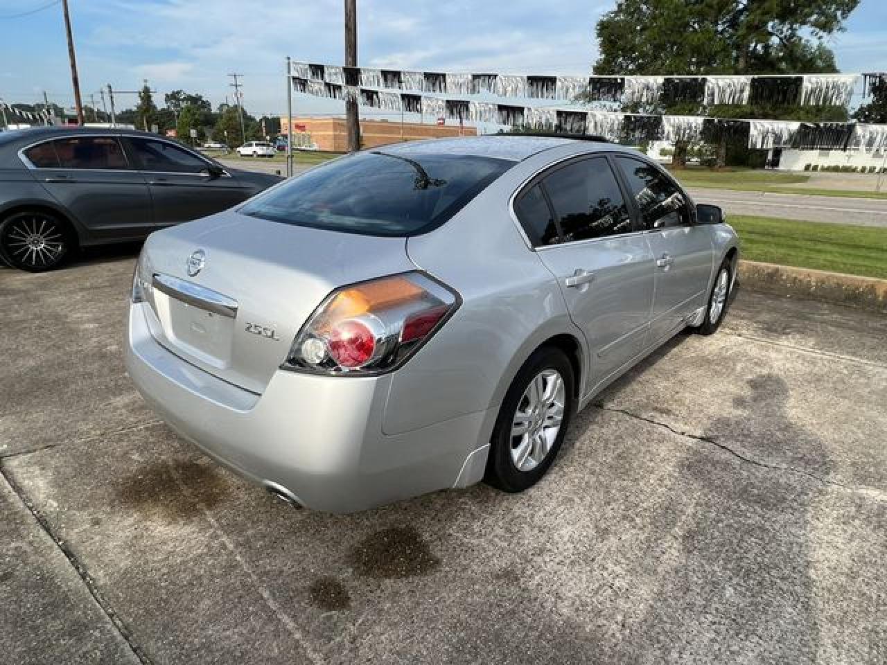 2012 NISSAN ALTIMA