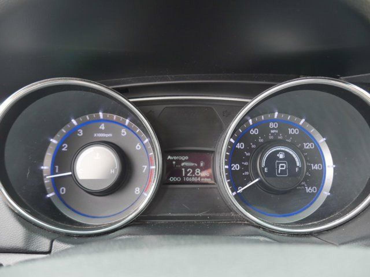2011 HYUNDAI SONATA