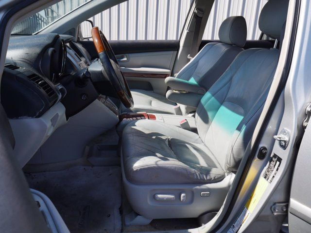 2004 LEXUS Rx 330