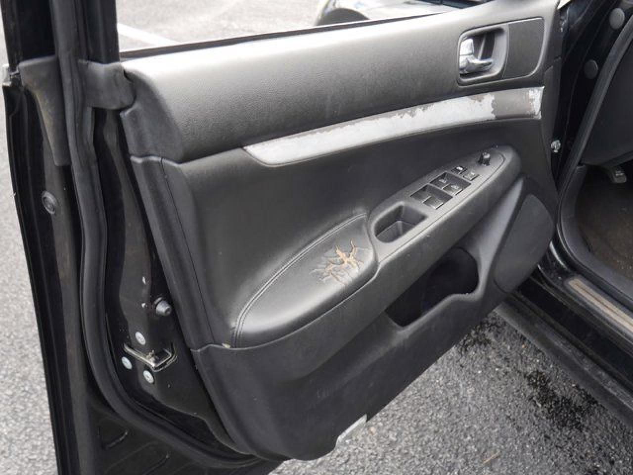2011 INFINITI G25