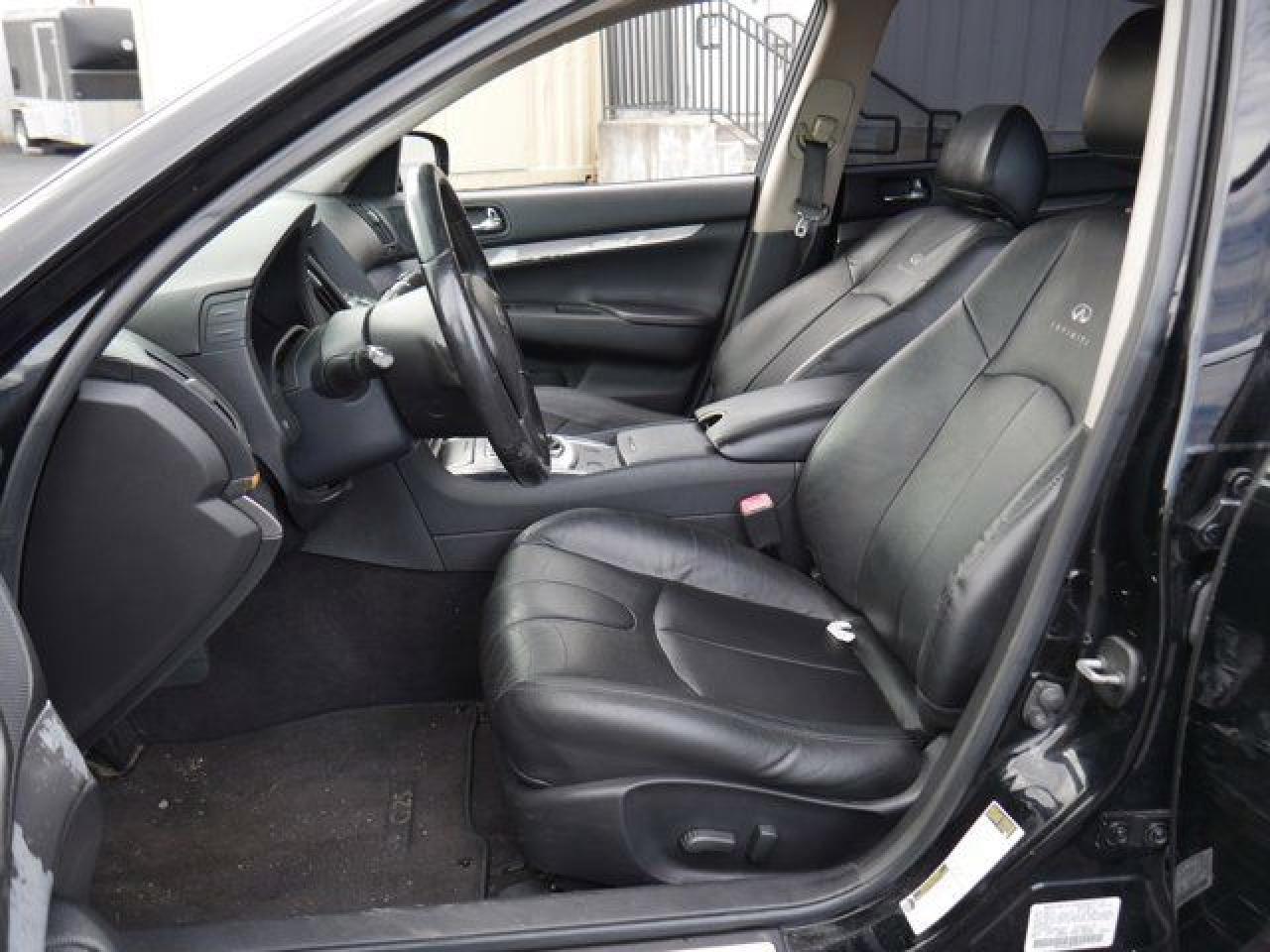 2011 INFINITI G25