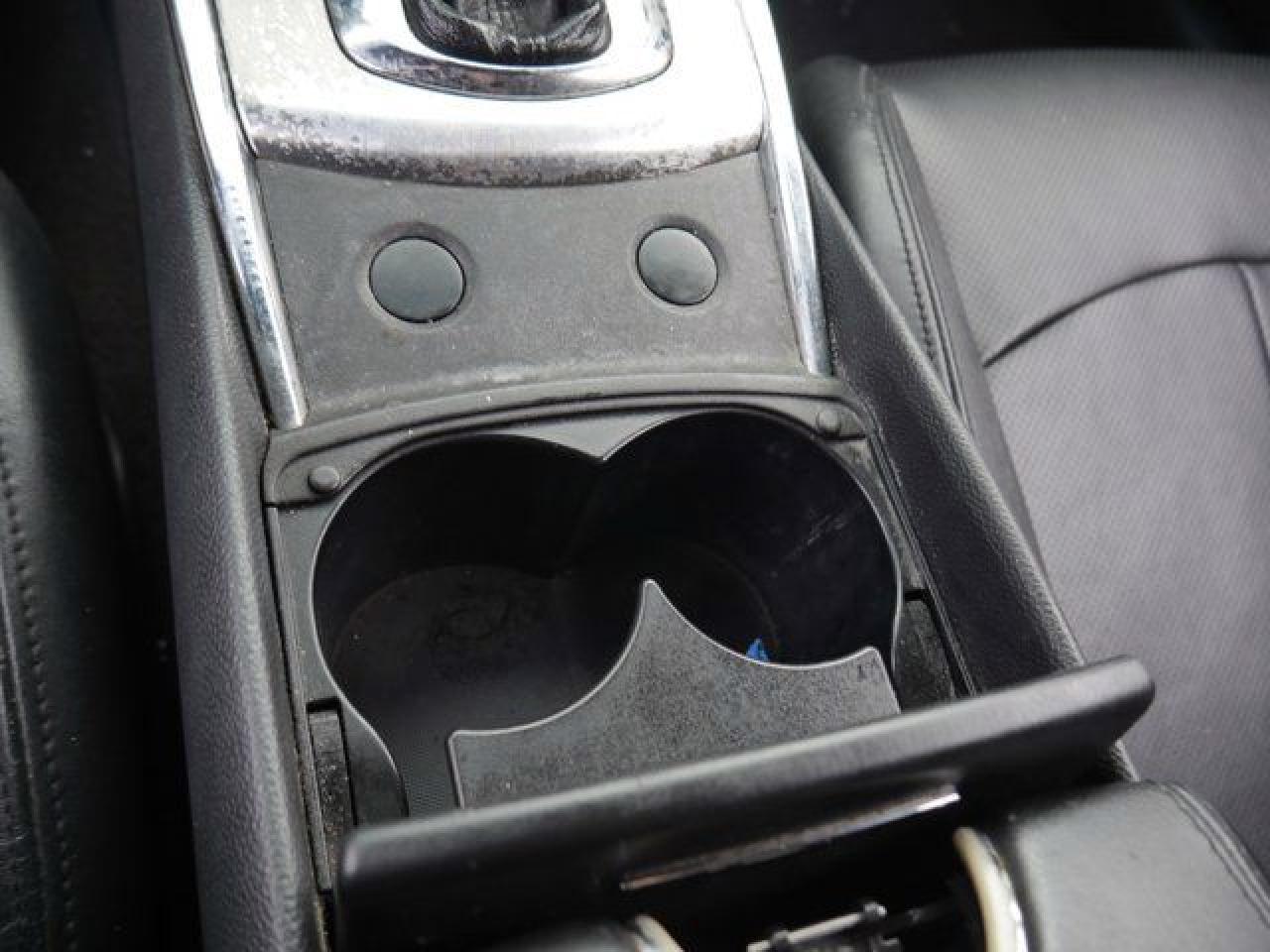 2011 INFINITI G25