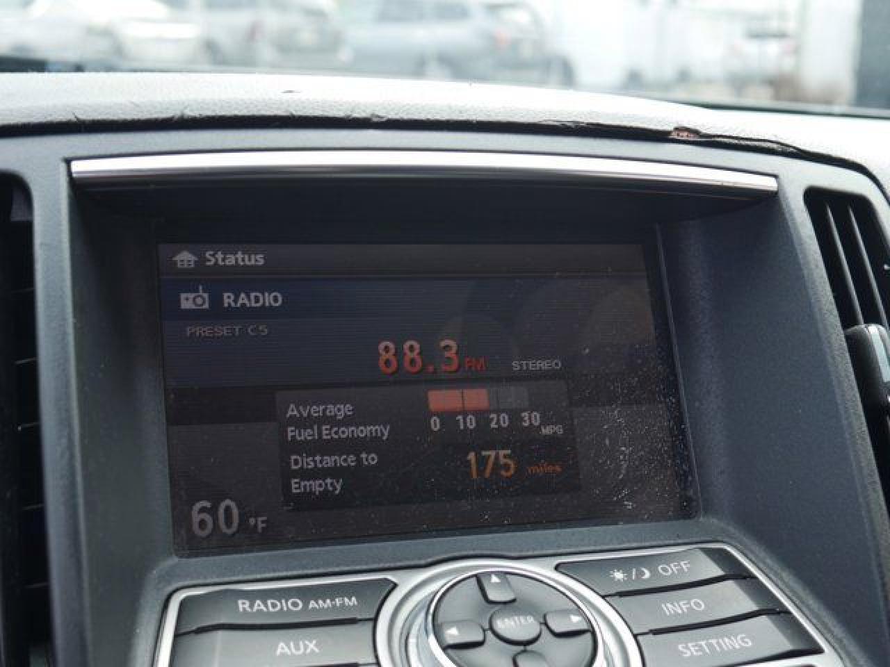 2011 INFINITI G25