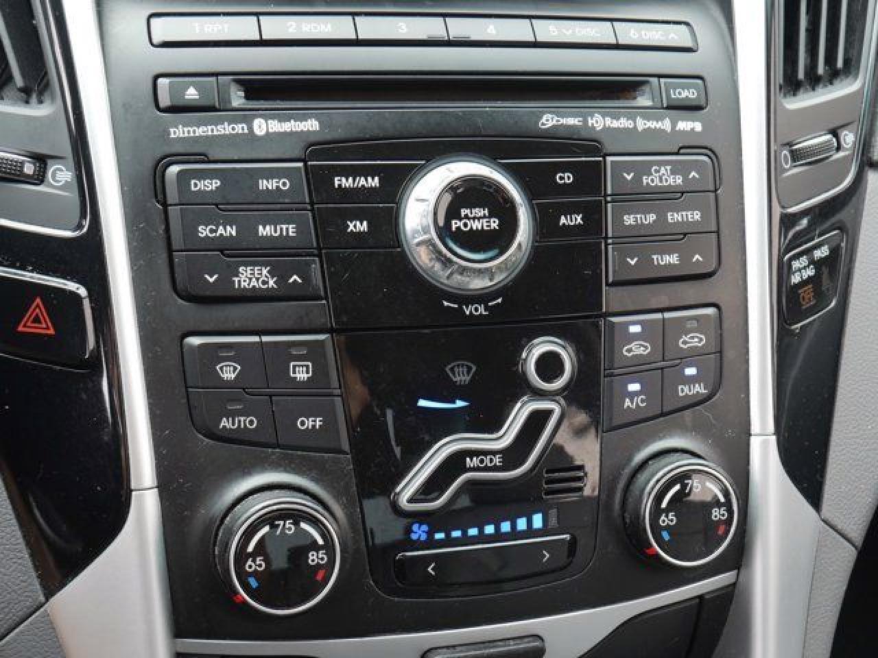 2011 HYUNDAI SONATA