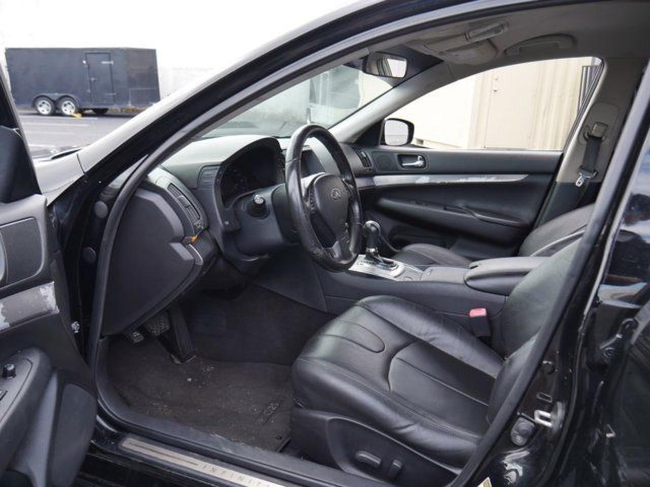 2011 INFINITI G25