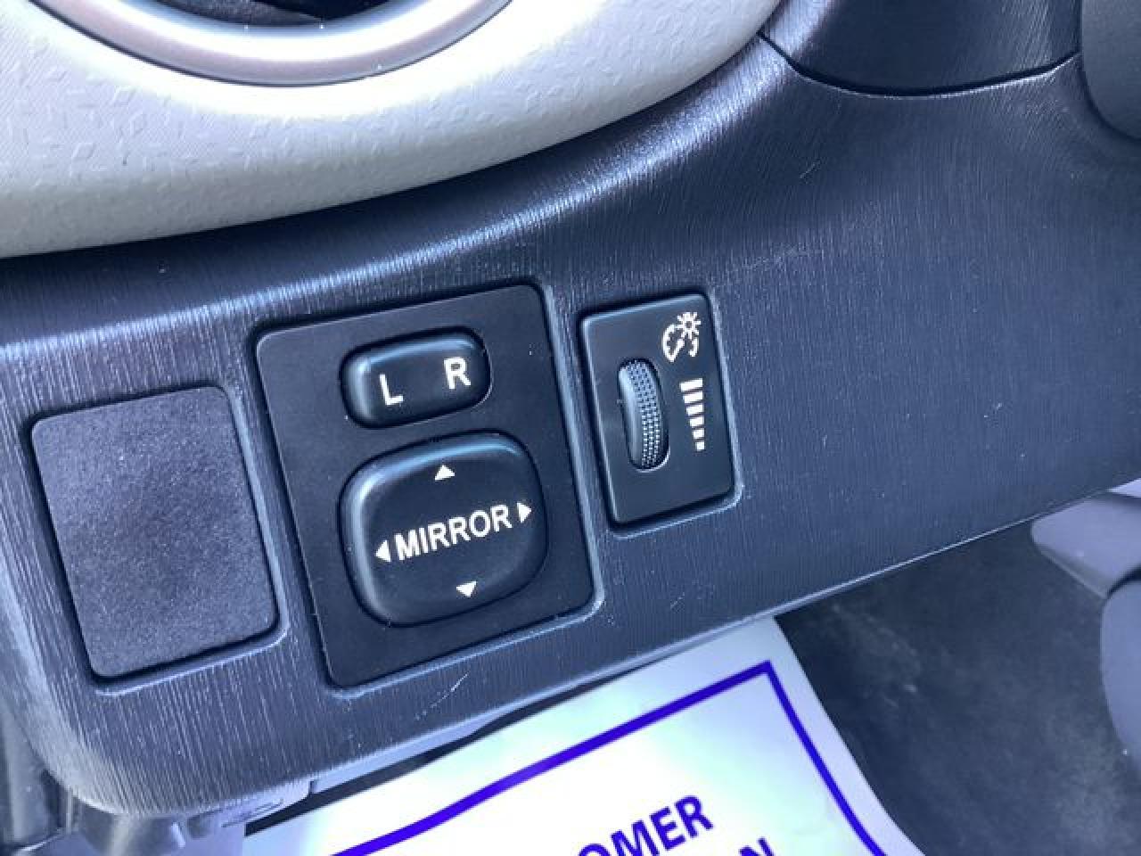 2012 TOYOTA YARIS