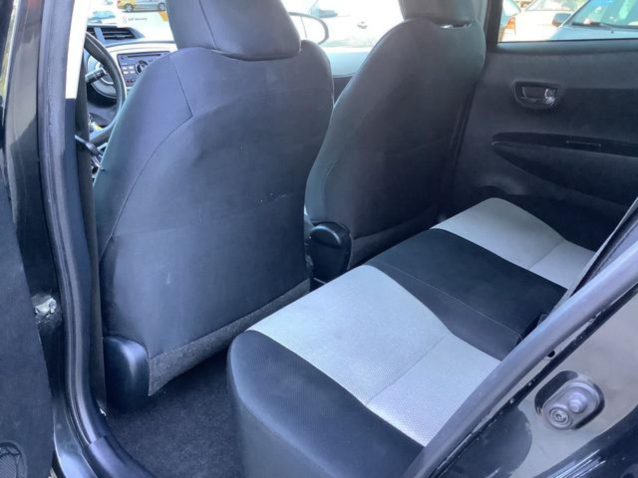 2012 TOYOTA YARIS