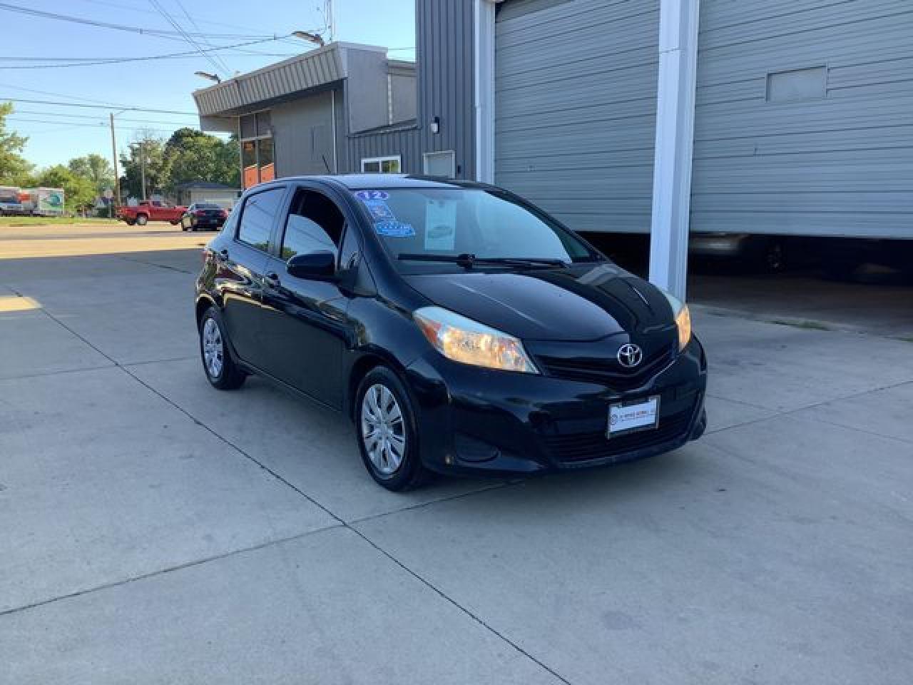 2012 TOYOTA YARIS