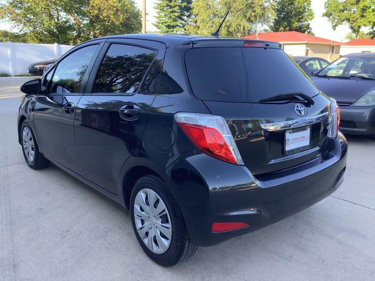 2012 TOYOTA YARIS