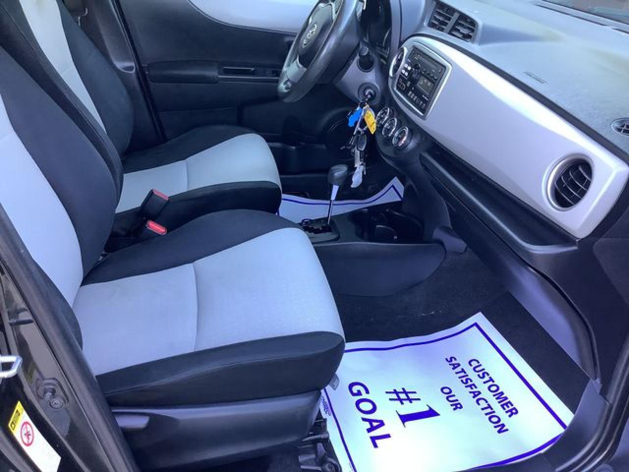 2012 TOYOTA YARIS