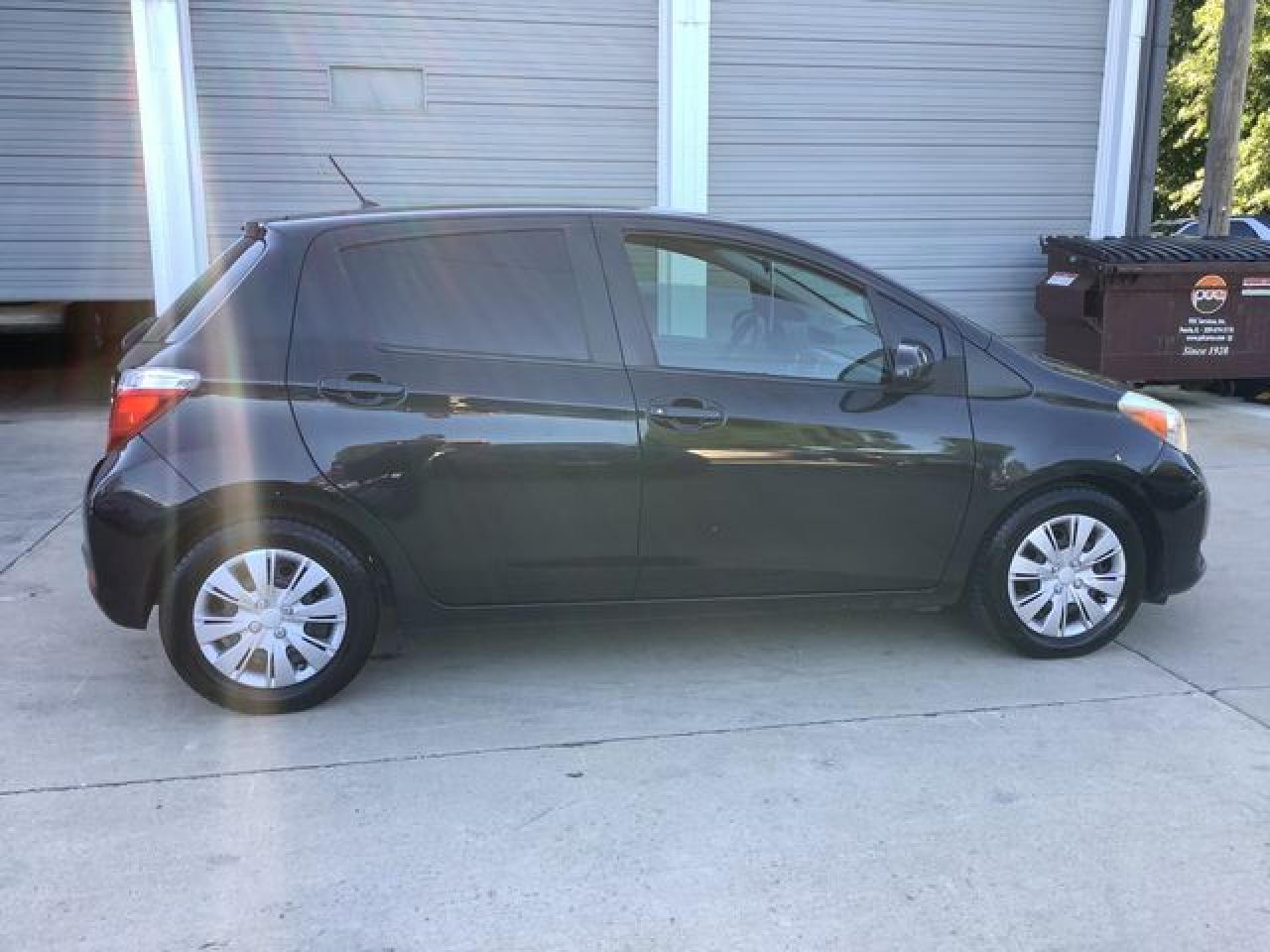 2012 TOYOTA YARIS
