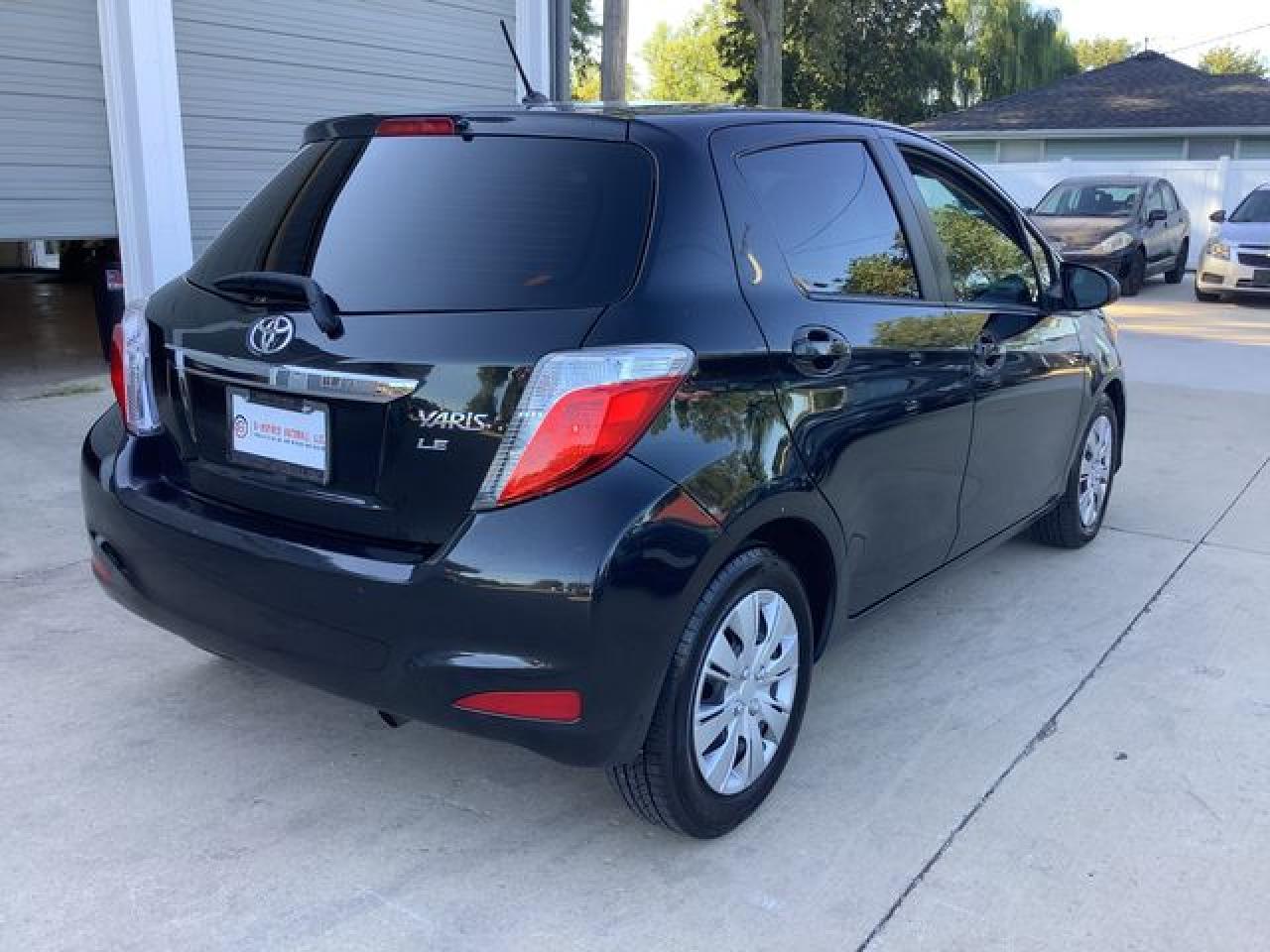 2012 TOYOTA YARIS