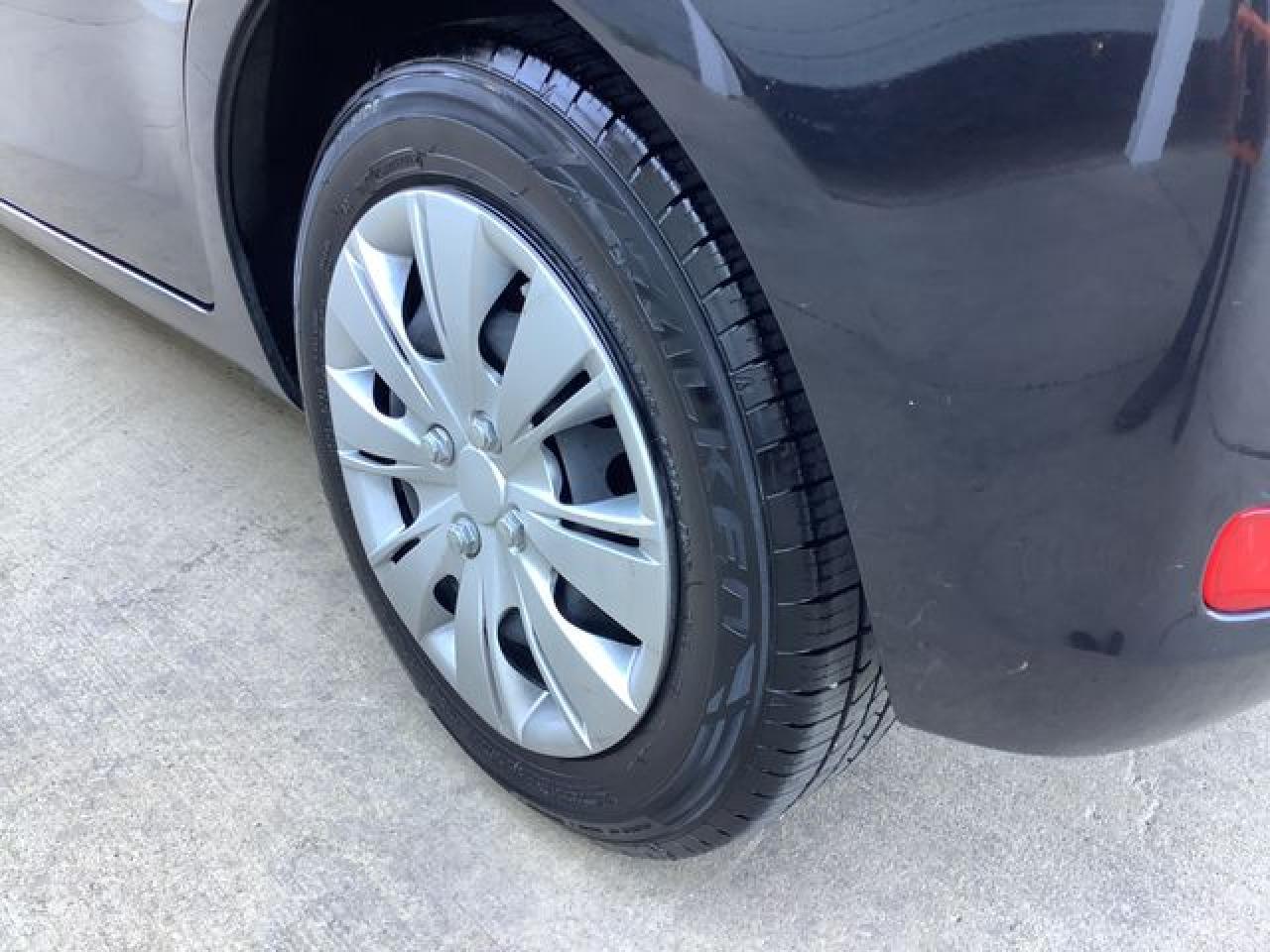 2012 TOYOTA YARIS