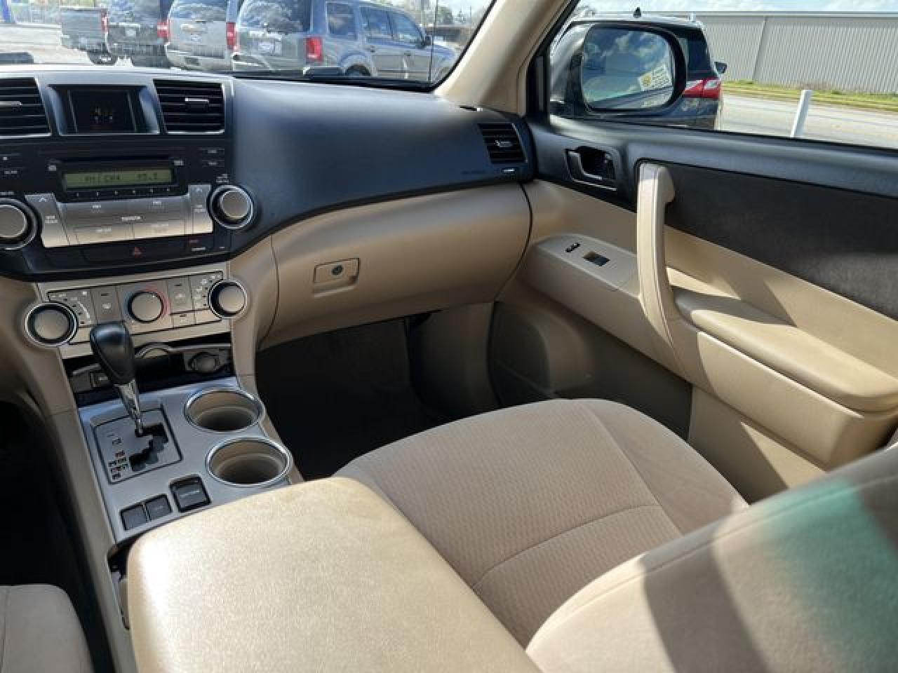 2008 TOYOTA HIGHLANDER