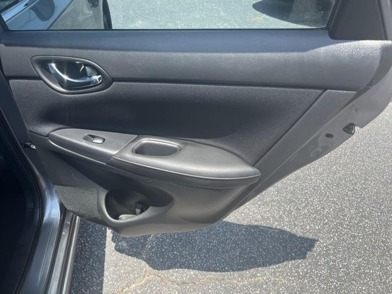 2016 NISSAN SENTRA