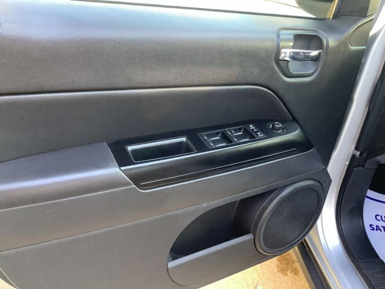 2011 JEEP Compass