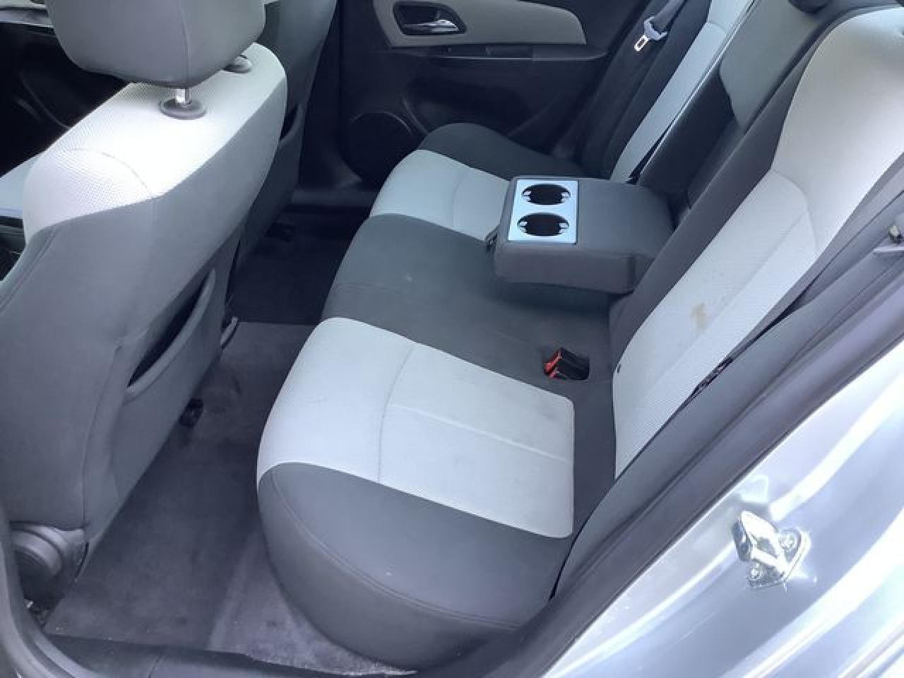 2011 CHEVROLET CRUZE