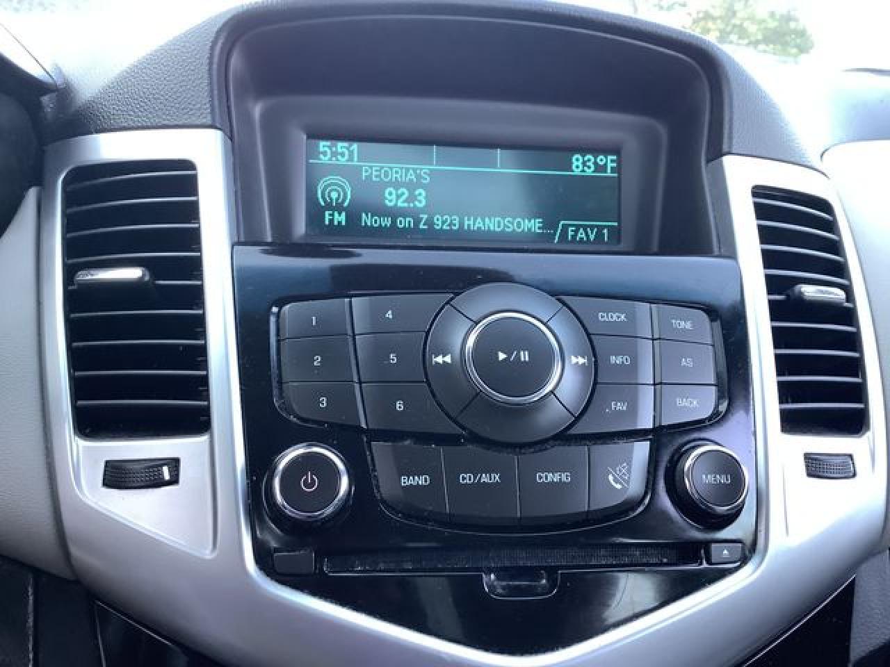2011 CHEVROLET CRUZE