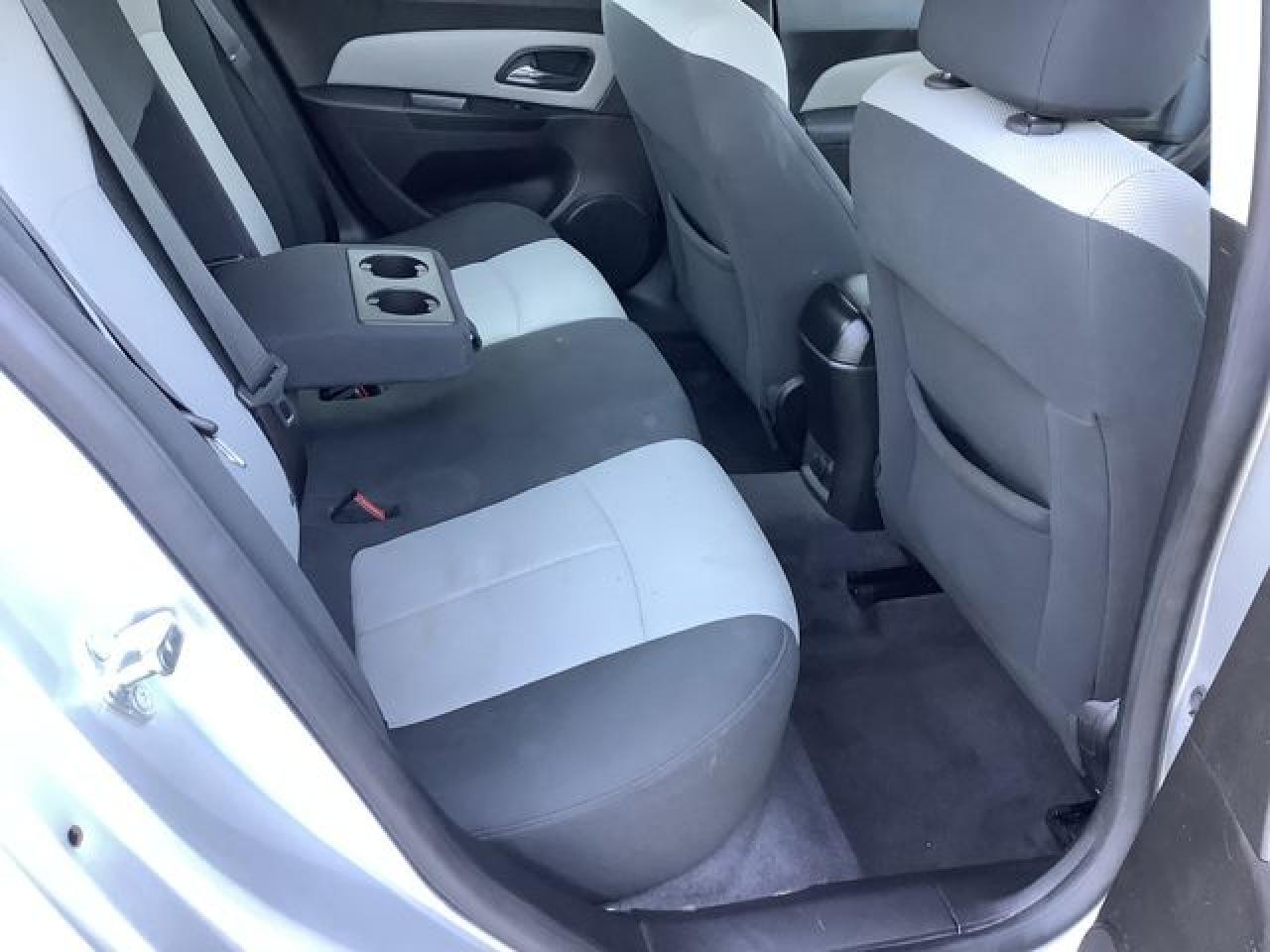 2011 CHEVROLET CRUZE