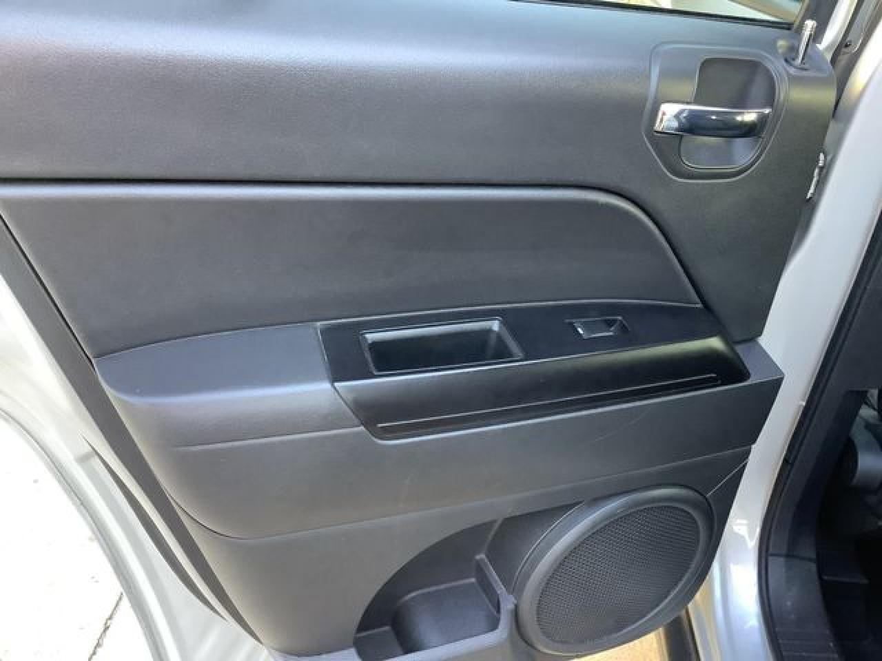 2011 JEEP Compass