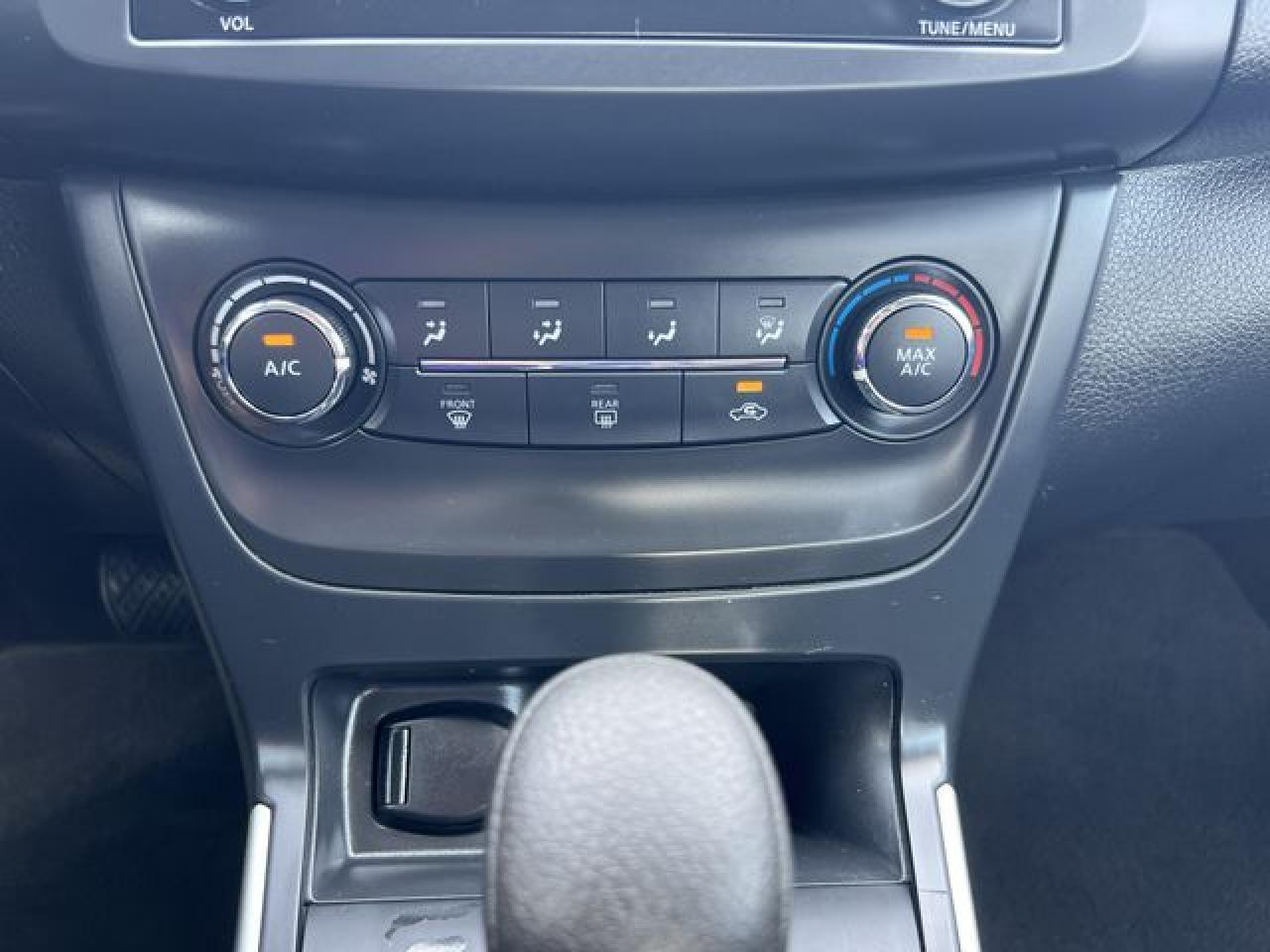2016 NISSAN SENTRA
