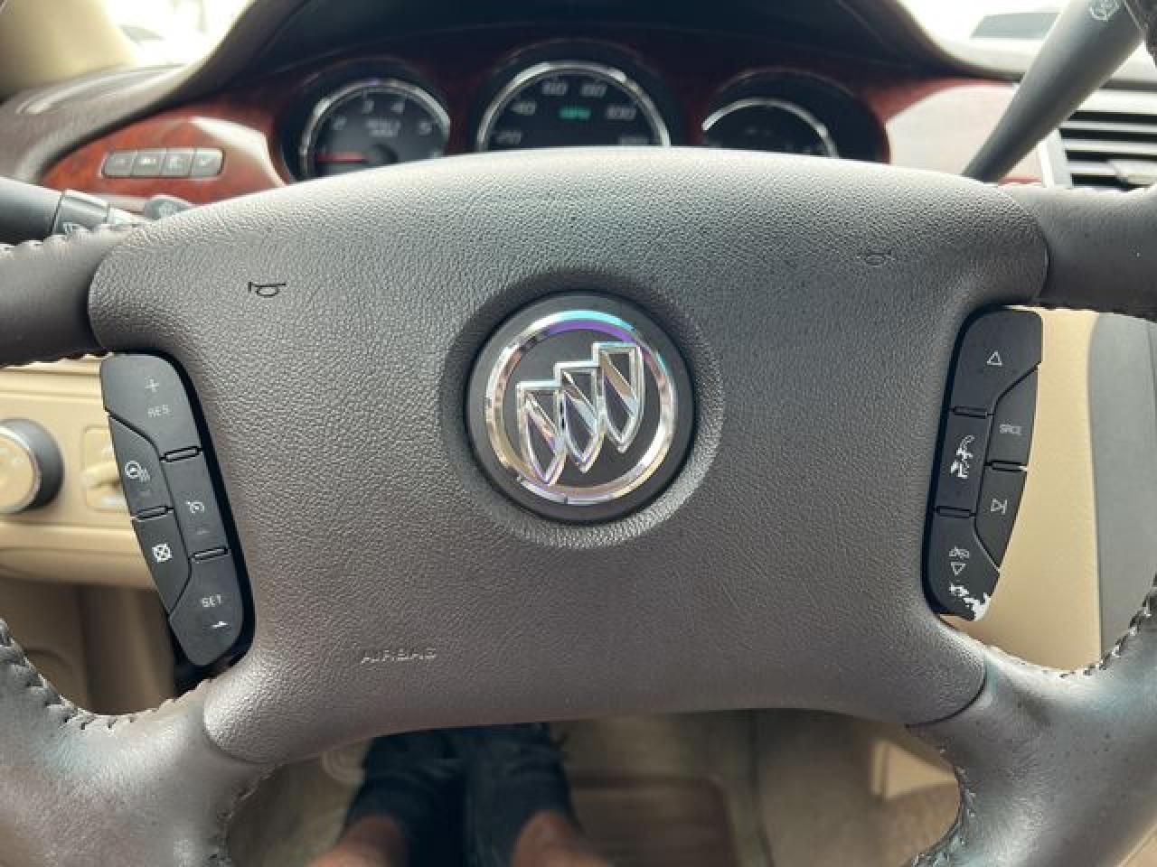 2009 BUICK Lucerne