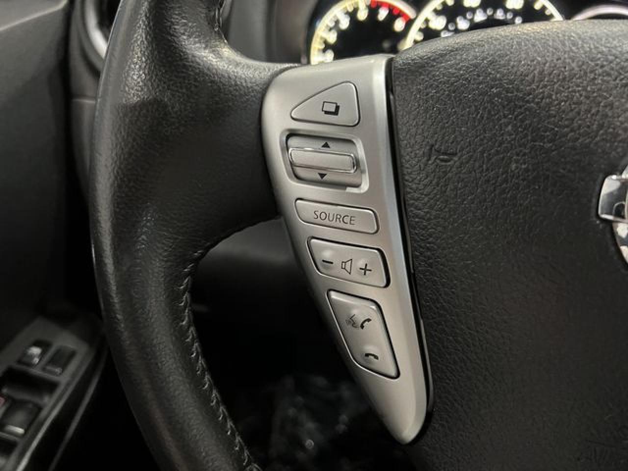 2015 NISSAN Versa Note